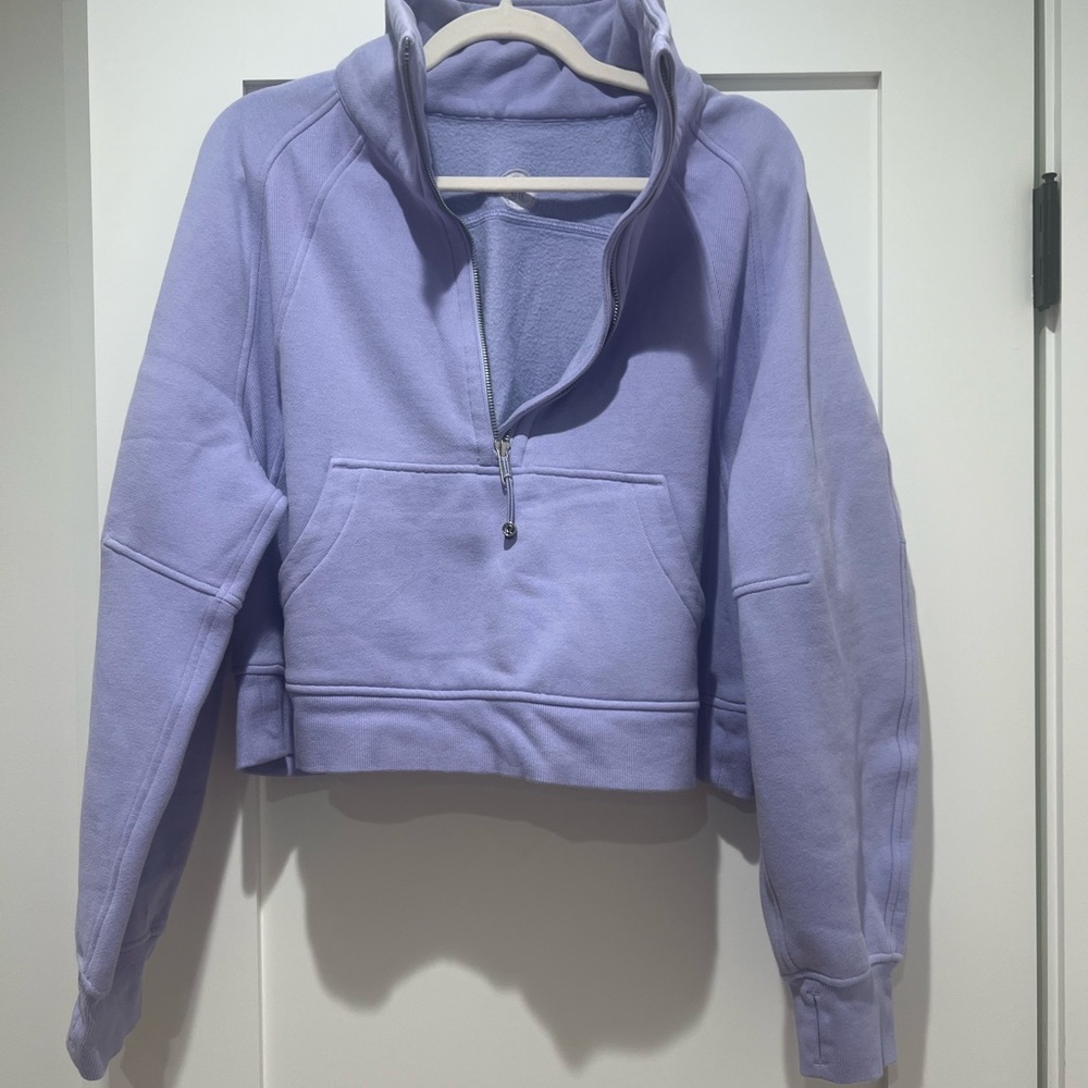Like new Lululemon funnel neck scuba half zip sweatshirt, size M/L
